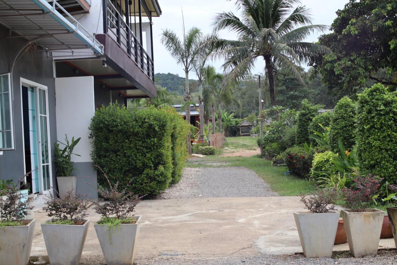 Baan Check In Hotel Ko Lanta Buitenkant foto